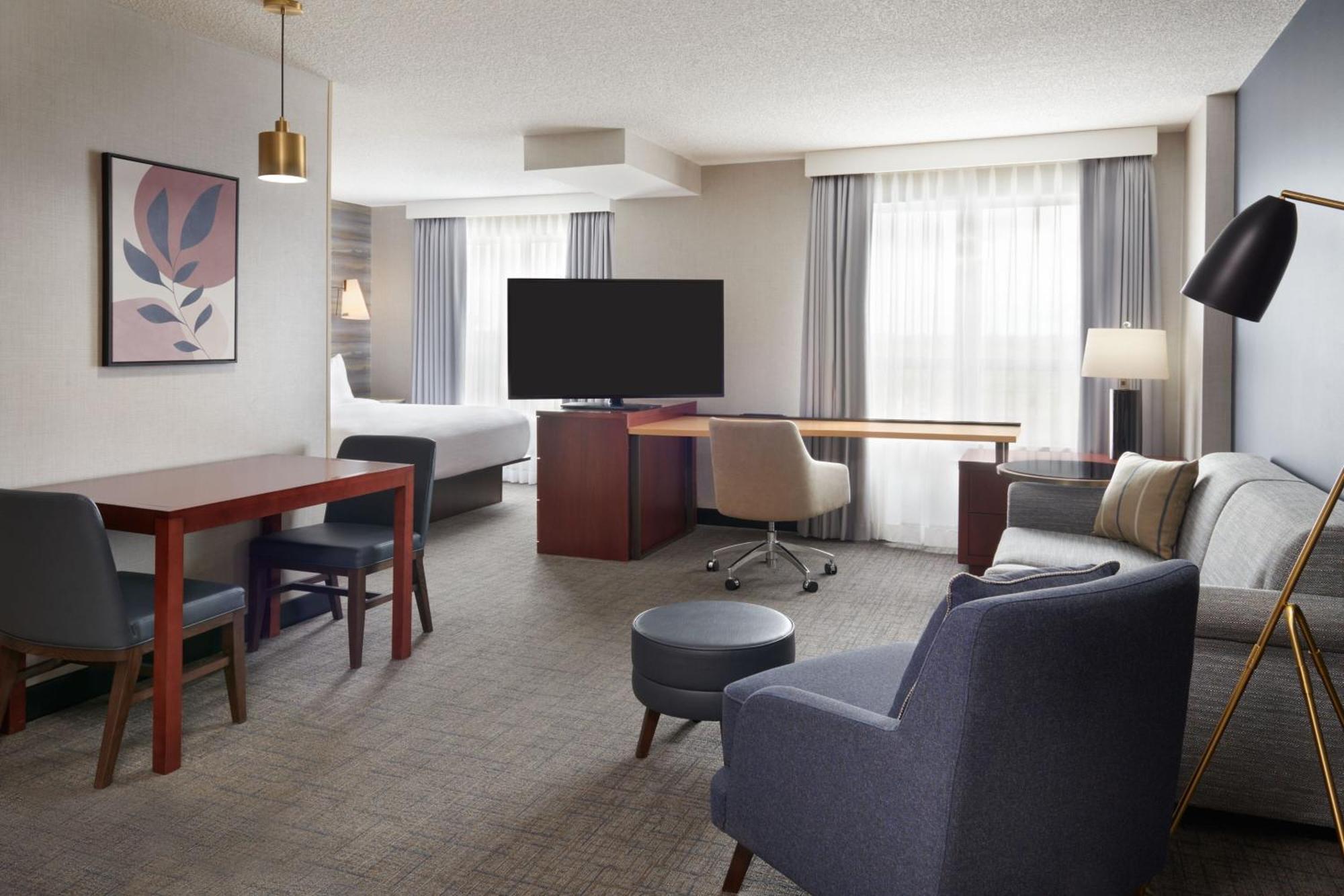 Residence Inn By Marriott Calgary Airport Екстериор снимка