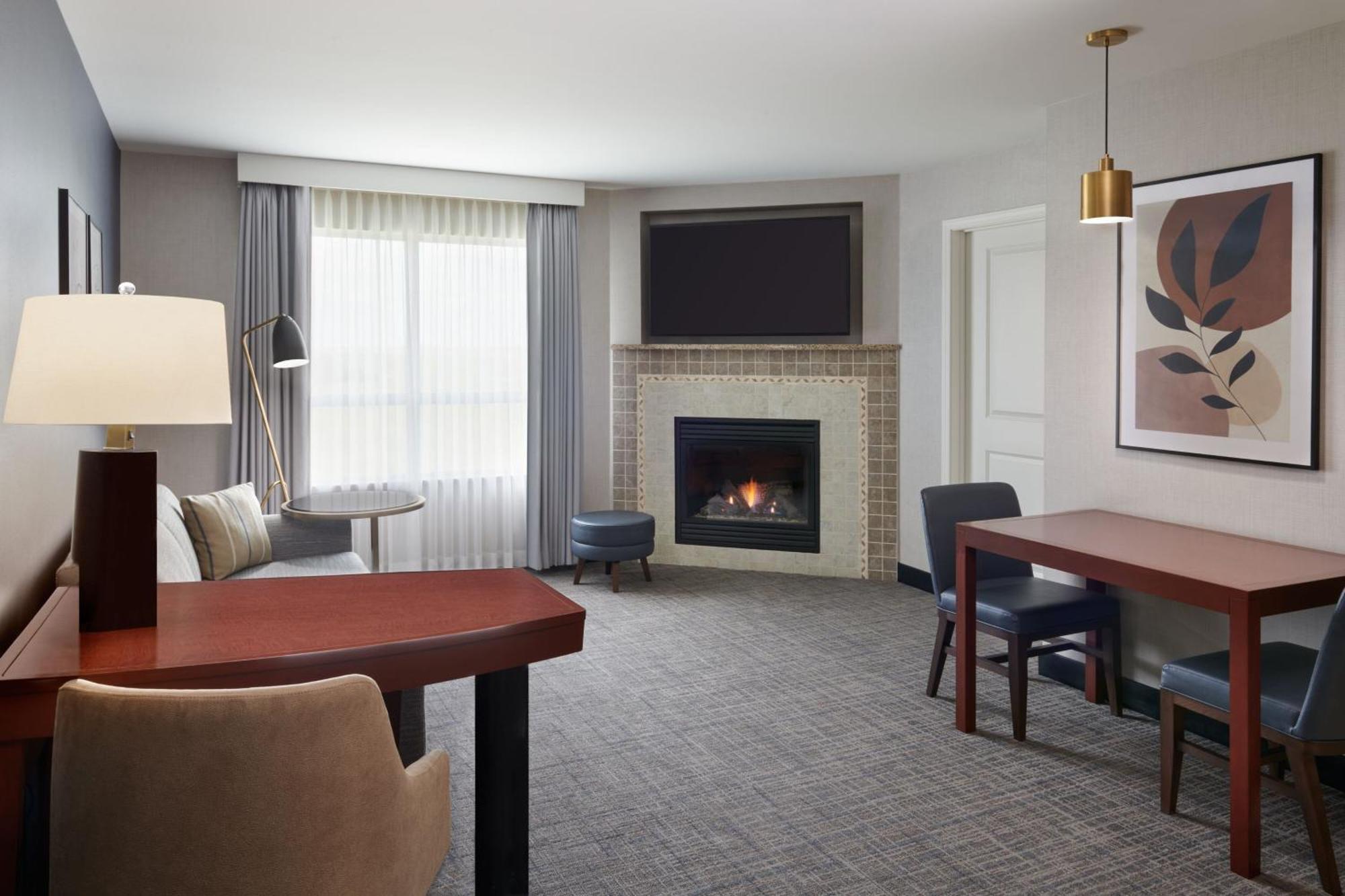 Residence Inn By Marriott Calgary Airport Екстериор снимка