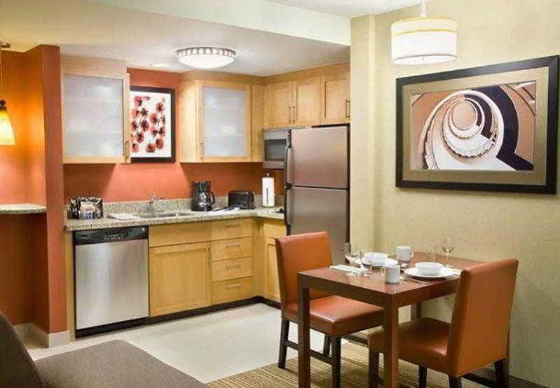 Residence Inn By Marriott Calgary Airport Екстериор снимка